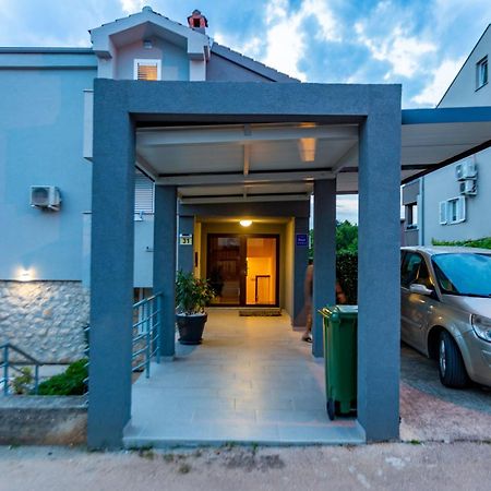 Katina Apartment With Private Pool Zadar Exterior foto